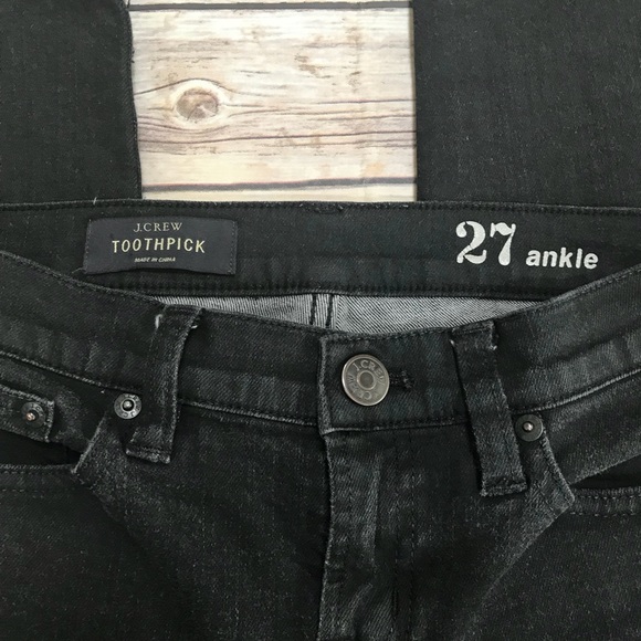 J. CREW TOOTHPICK JEAN IN BLACK DENIM SKINNY - Picture 2 of 8